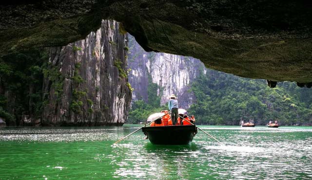 月亮湖,越南下龍灣旅游景點,