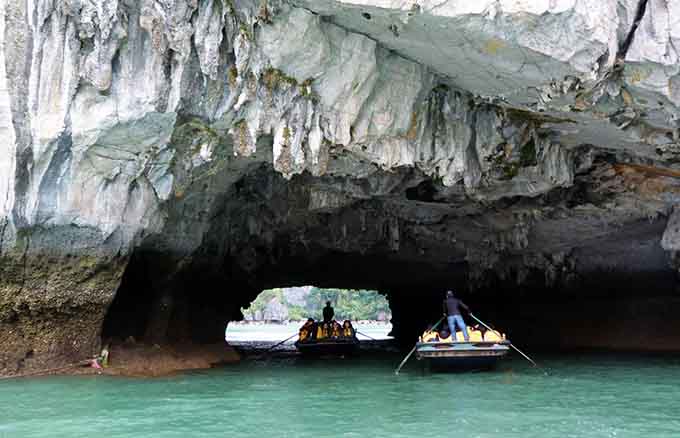 月亮湖,越南下龍灣旅游景點,
